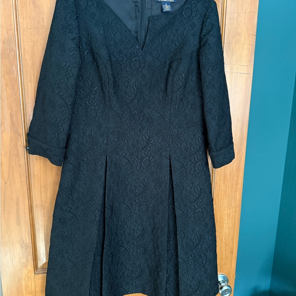 Elegant Black Lace Dress